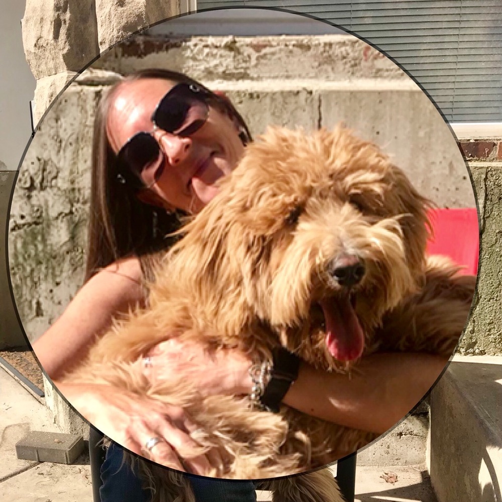 Meet your Posher, Jennifer